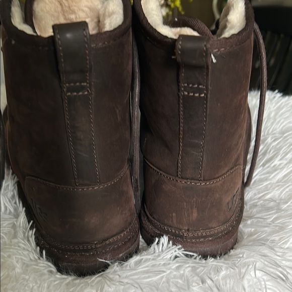 UGG Men's Dark Brown Boots with Cream Lining - Picture 2 of 5